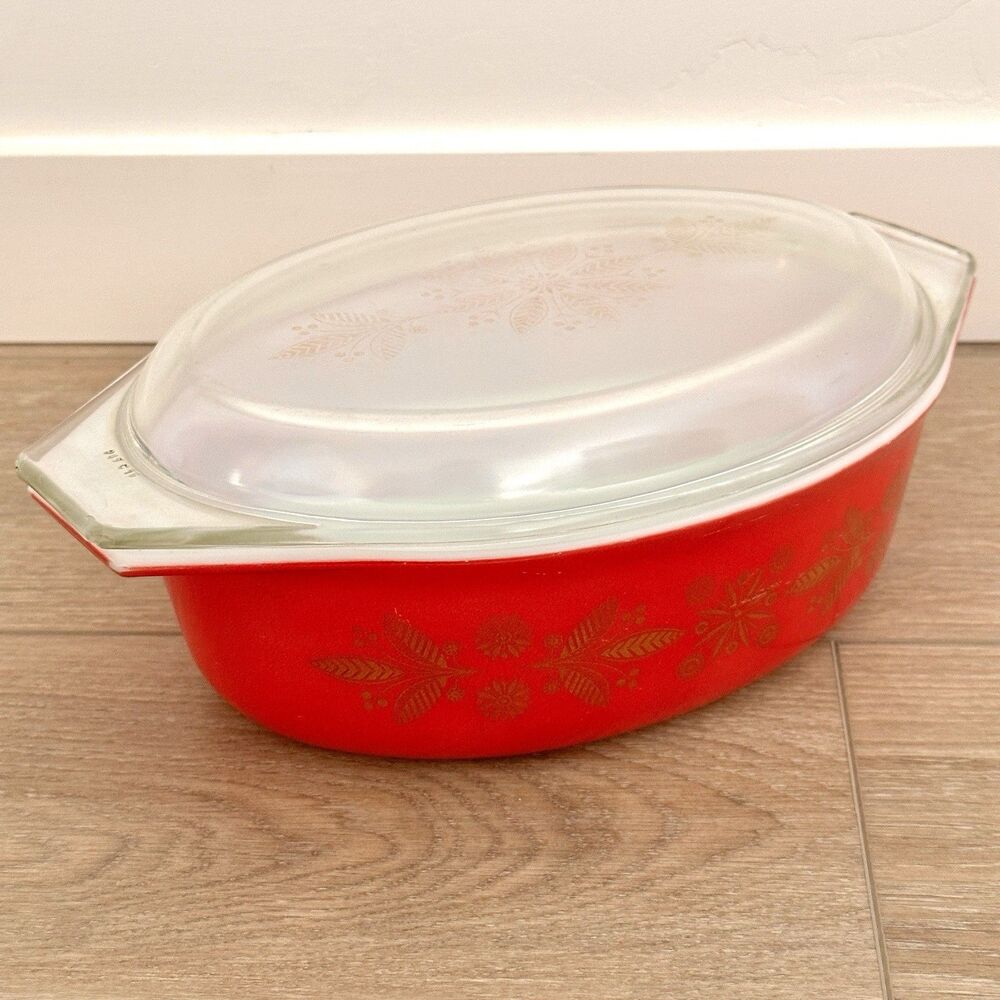 VTG Pyrex Golden Red Poinsettia LID 2.5 Qt Oval Casserole 045 Christmas Promo - Picture 5 of 16